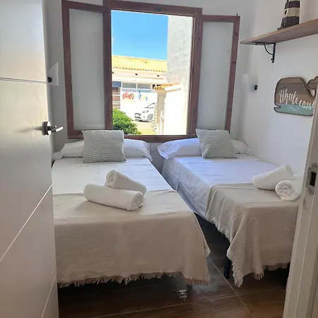 5 Minutes From The Beach! *