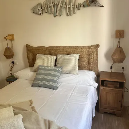 5 Minutes From The Beach! *