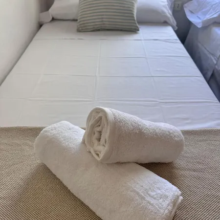 5 Minutes From The Beach! * Arenal d'en Castell